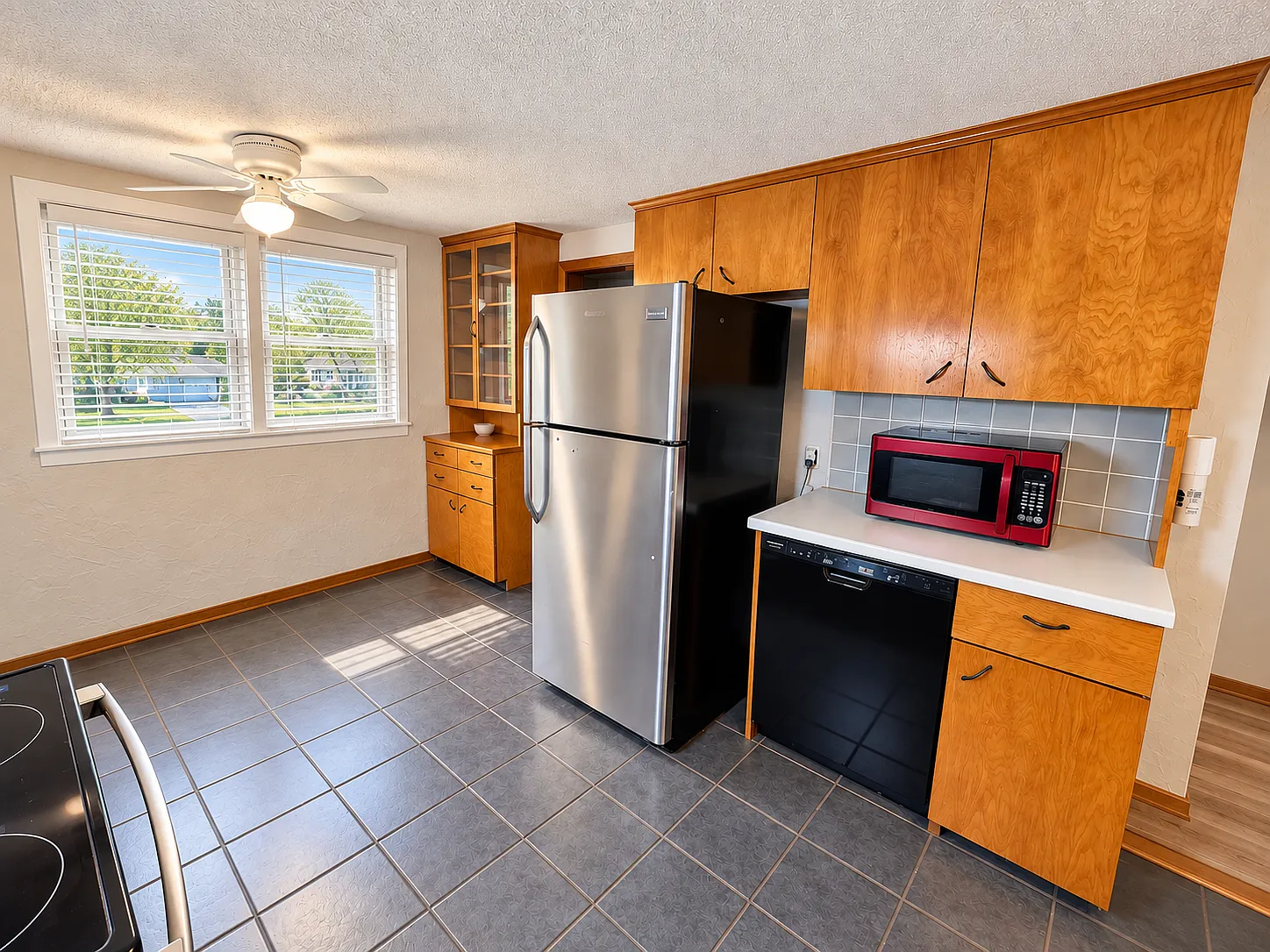 612 S Main St Tripoli — Photo 3