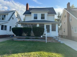 18210 Windward Rd, Cleveland, OH 44119