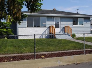 927 W Leola St, Pasco, WA 99301