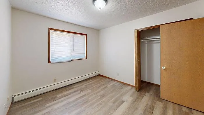 1100 Pleasant St #7 — Photo 3