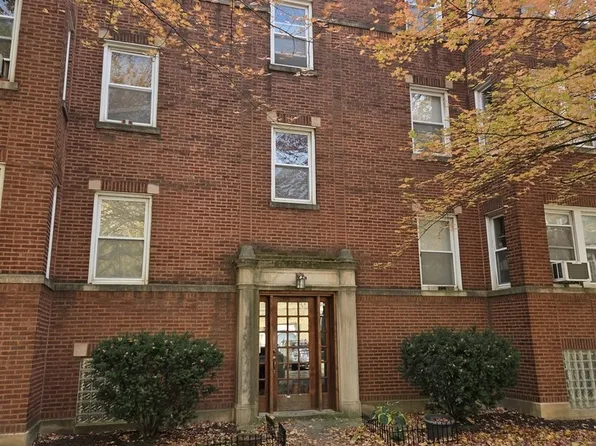 3705 W Cullom Ave #1A, Chicago, IL 60618
