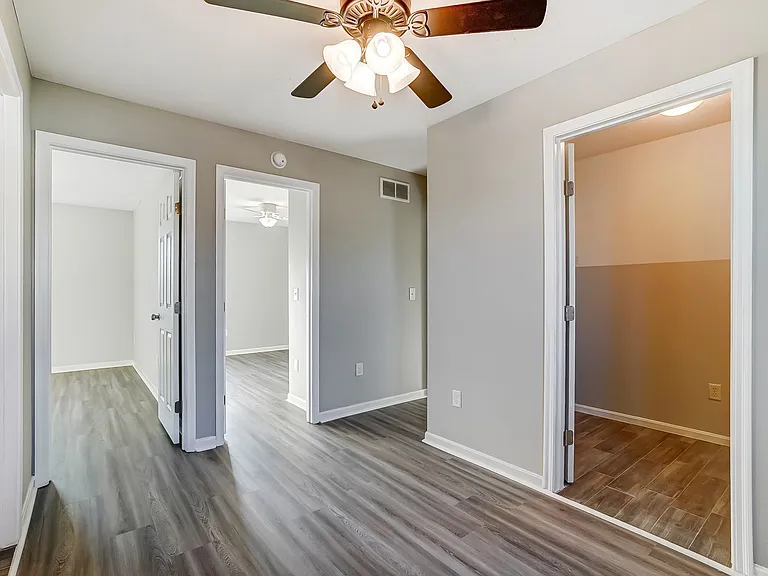 6721 Bedington Ln — Photo 36