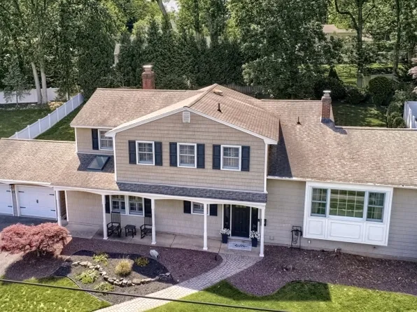 27 Bristol Place, Wayne Twp., NJ 07470