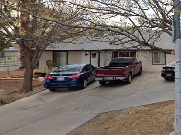 1076 Griffith Ave, Las Vegas, NV 89104