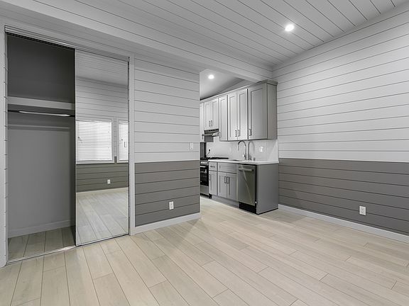 3rd image of 4206 S Centinela Ave #D