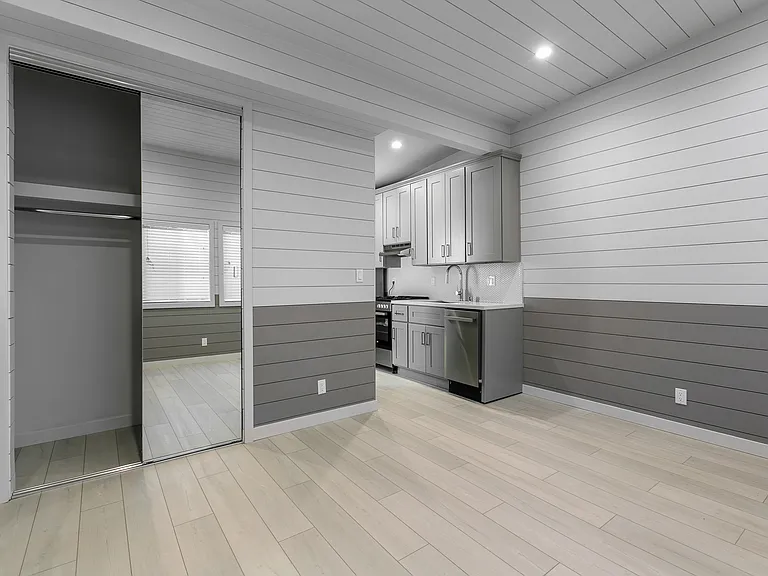 4206 S Centinela Ave #A — Photo 7
