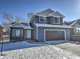 898 Aiden St, Iowa City, IA 52245