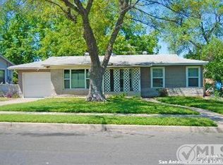523 Wayside Dr, San Antonio, TX 78213