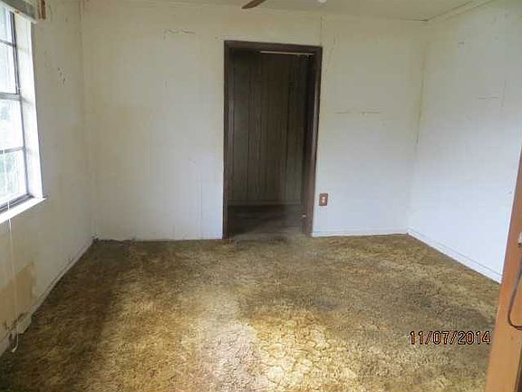 4th image of 94 Carver Cir