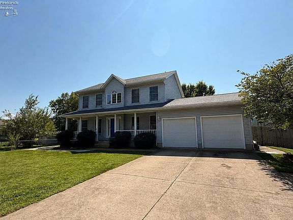 3rd image of 4704 Venice Rd