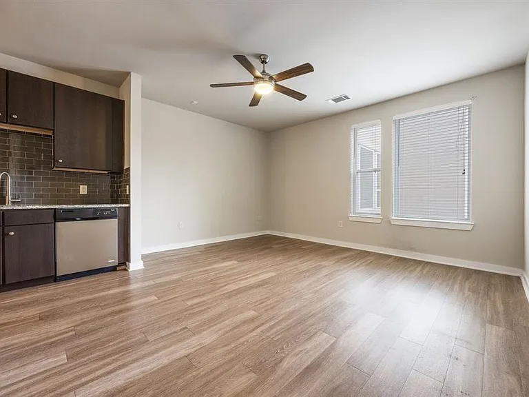1900 Barton Springs Rd #3013 — Photo 11