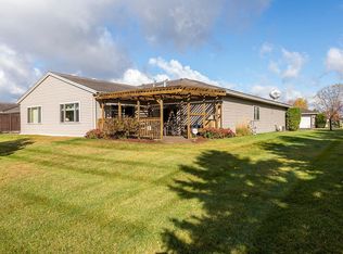 1436 Wheat Grass St, Hudson, WI 54016