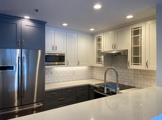 300 3rd St APT 911, San Francisco, CA 94107