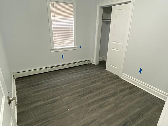 4th image of 422 Saint Lawrence Ave #1