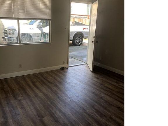 4th image of 1023 N Idaho St #6
