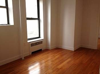 4th image of 245 E 110th St APT 25