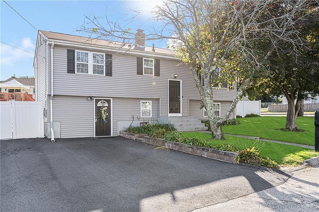270 Macklin St, Cranston, RI 02920 Zillow