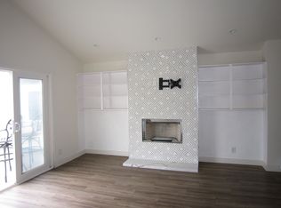 1812 W Balboa Blvd, Newport Beach, CA 92663