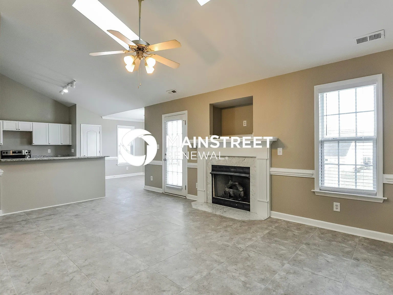 125 Longhorn Dr — Photo 3