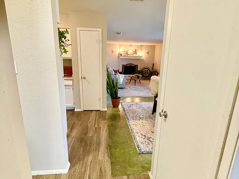 7103 Woodhue Ct #A — Photo 30