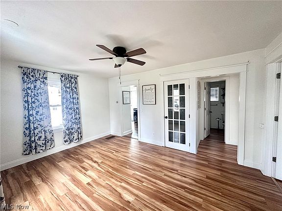3rd image of 6832 Murray Ridge Rd