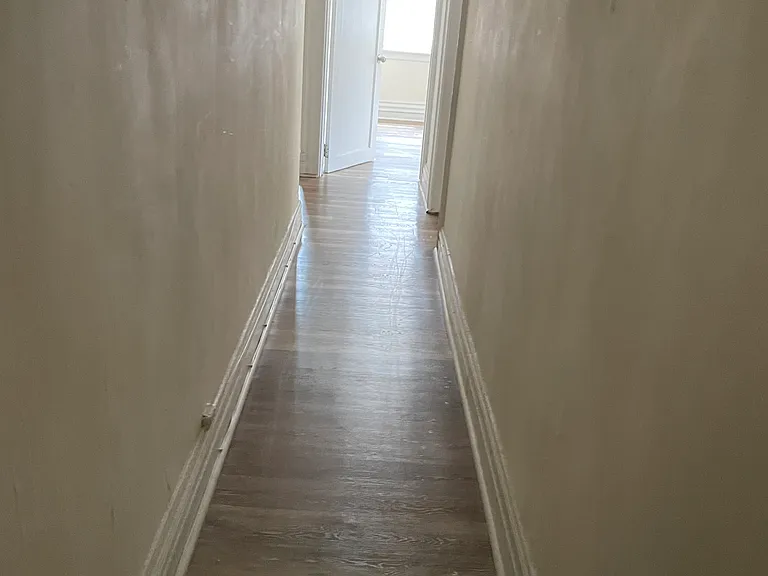 58 17th Ave #4B — Photo 1