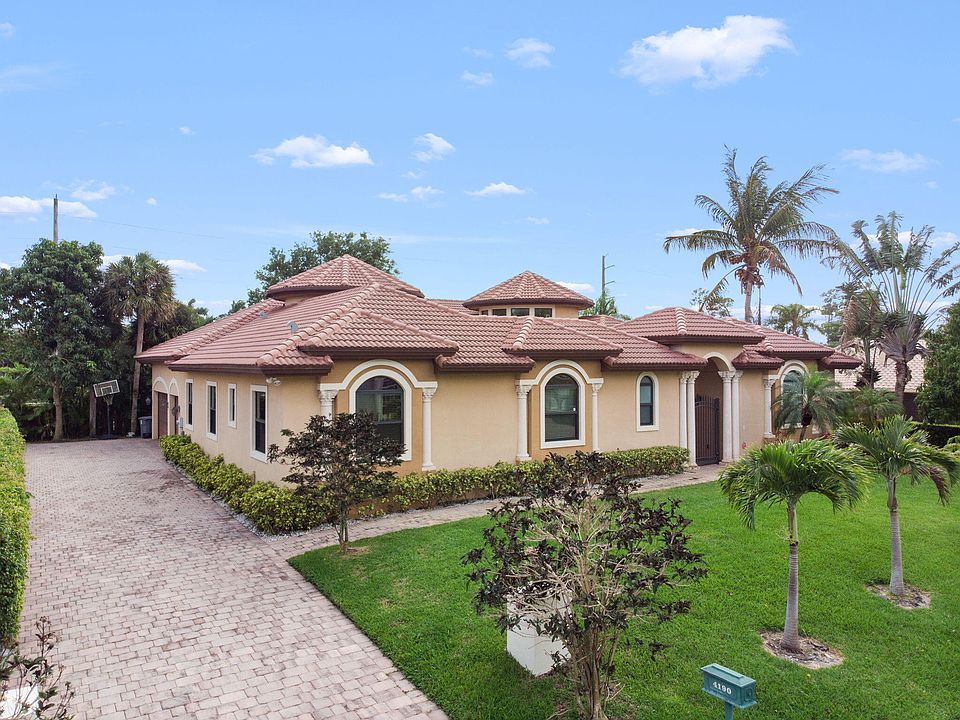 1st image of 4190 Gleneagles Drive