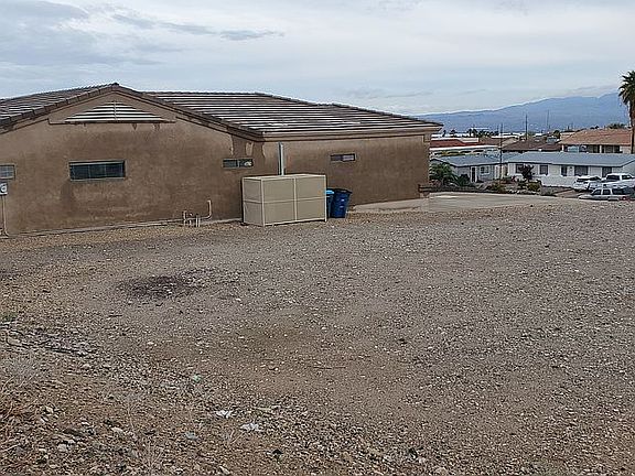 5th image of 3216 Pioneer Dr