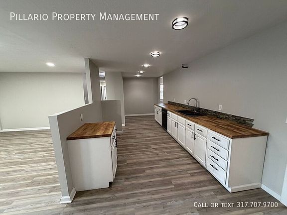 3rd image of 7903 Roseway Ct