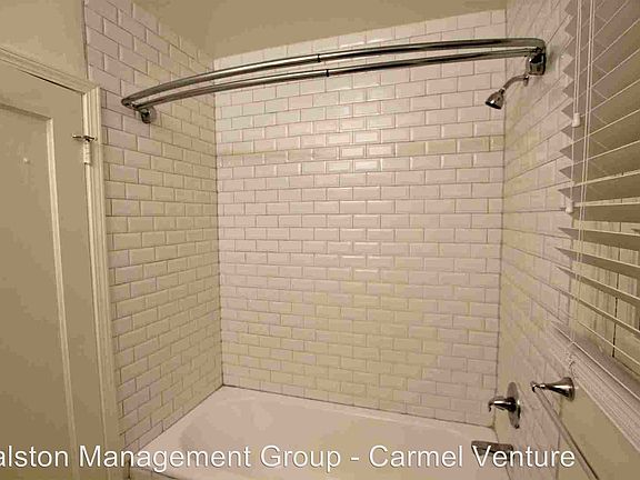 5th image of 1441 Bellevue Ave APT C