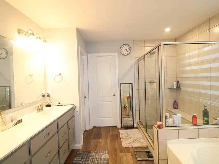 818 Memsie Dr — Photo 24
