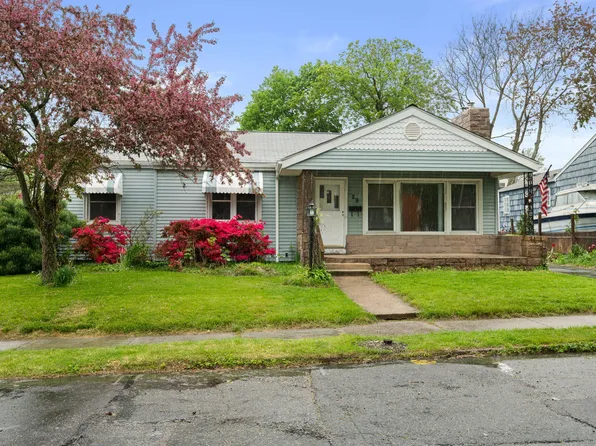 29 Longview Street, New London, CT 06320