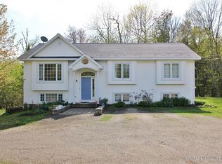 3 Eagle Dr, Northport, ME 04849