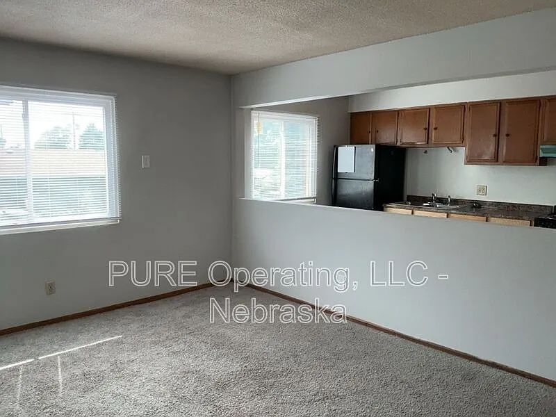 4422 S 25th St — Photo 3
