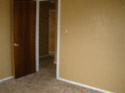 2nd image of 601 N Rogers St