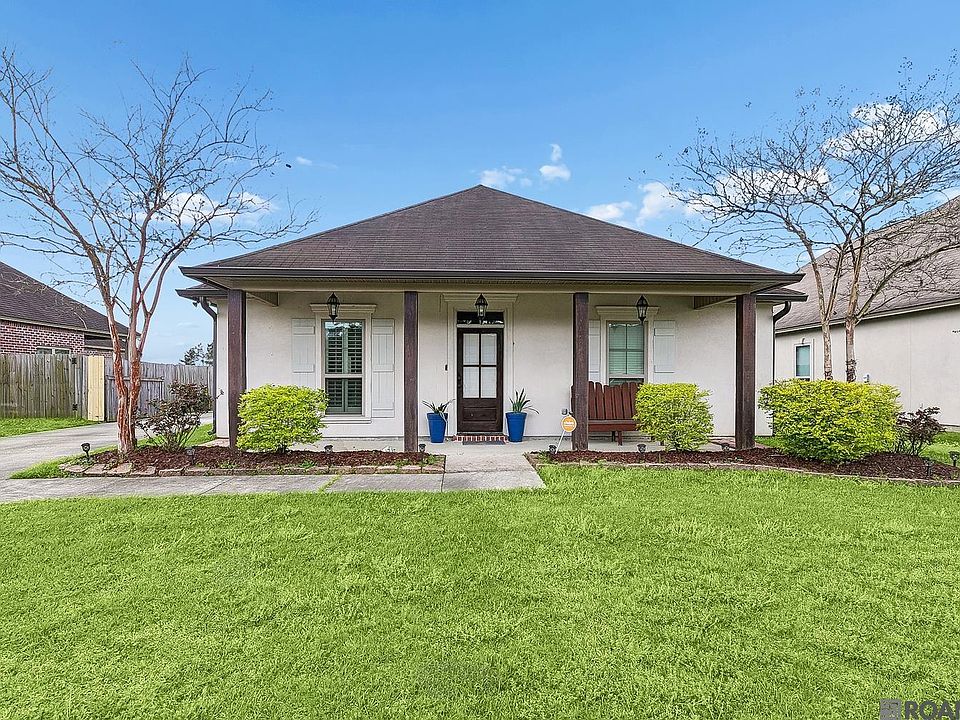 1st image of 10766 Fenway Ln