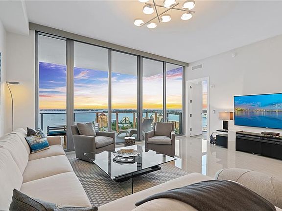 4th image of 1155 N Gulfstream Ave #1801
