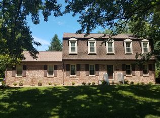 825 W Shadybrook Woods Ave W, West Terre Haute, IN