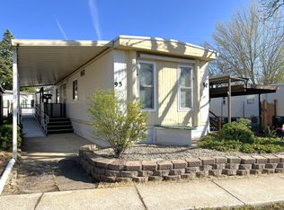 1055 N 5th St UNIT 93, Jacksonville, OR 97530