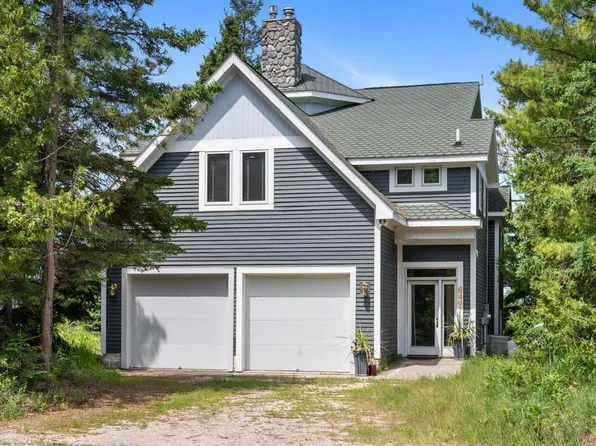 6497 Wilderness Park Dr, Mackinaw City, MI 49701