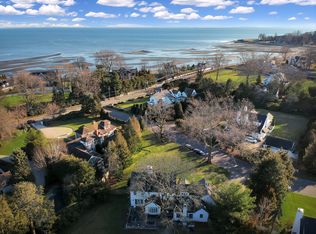 58 S Gate Ln, Southport, CT 06890