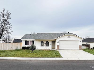 630 S Queens Dr, Nampa, ID, 83687