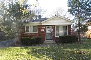 14912 Michigan Ave photo 1