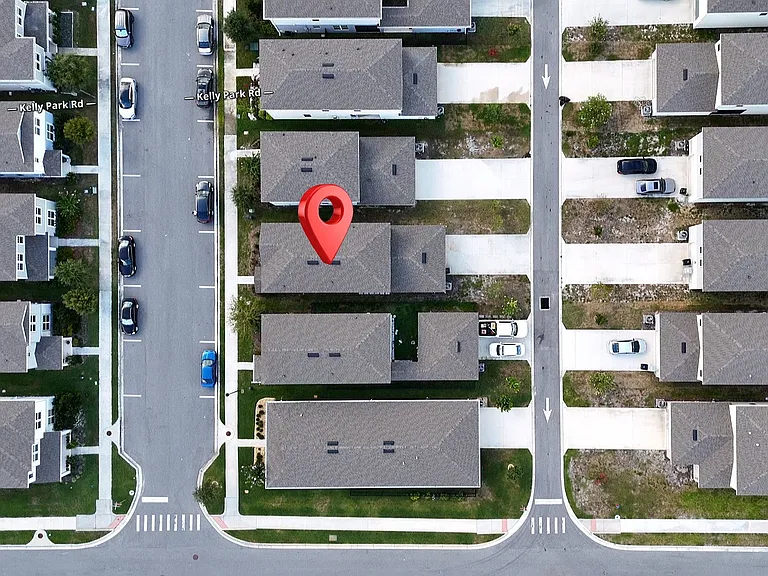 4067 Roaming Brook Dr — Photo 3