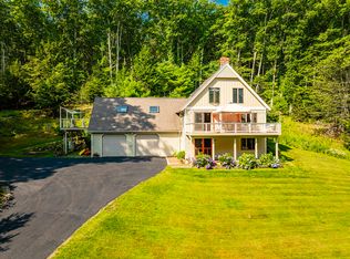 30 Dirt Rd, Camden, ME 04843