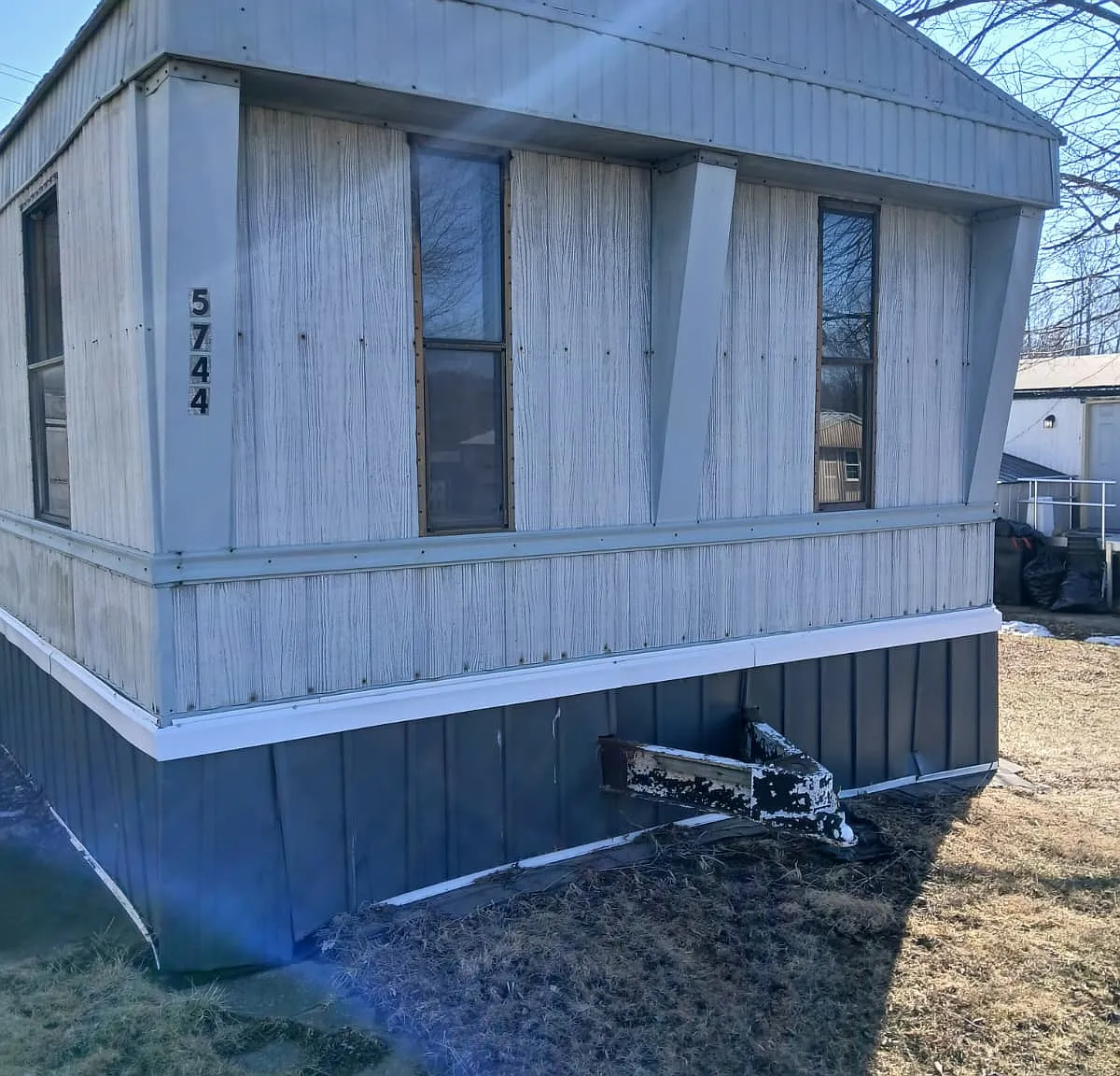 2 bed, $706 — Photo 1
