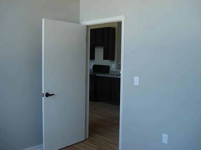 308 E Corning St — Photo 39