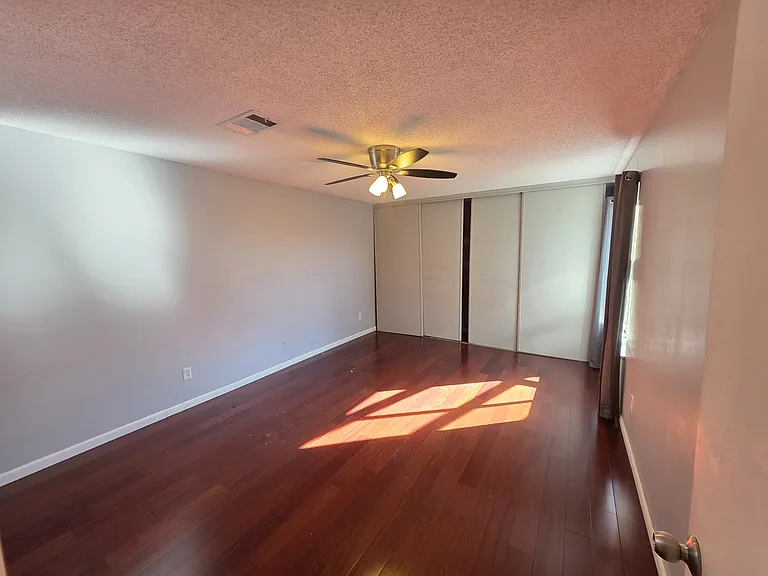 12520 Wellington Park Dr — Photo 8