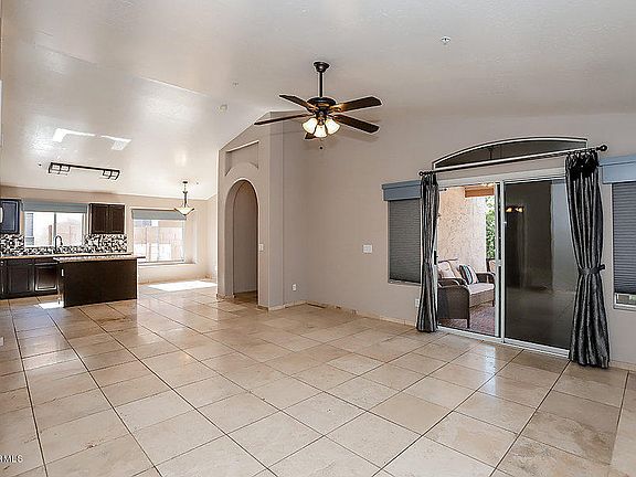 5th image of 8765 E Avalon Dr