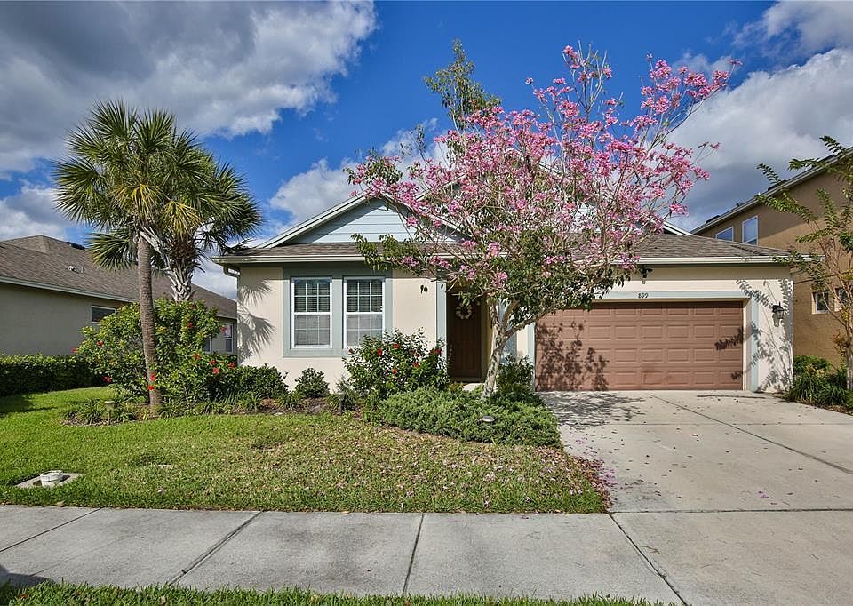 1st image of 899 Molly Cir